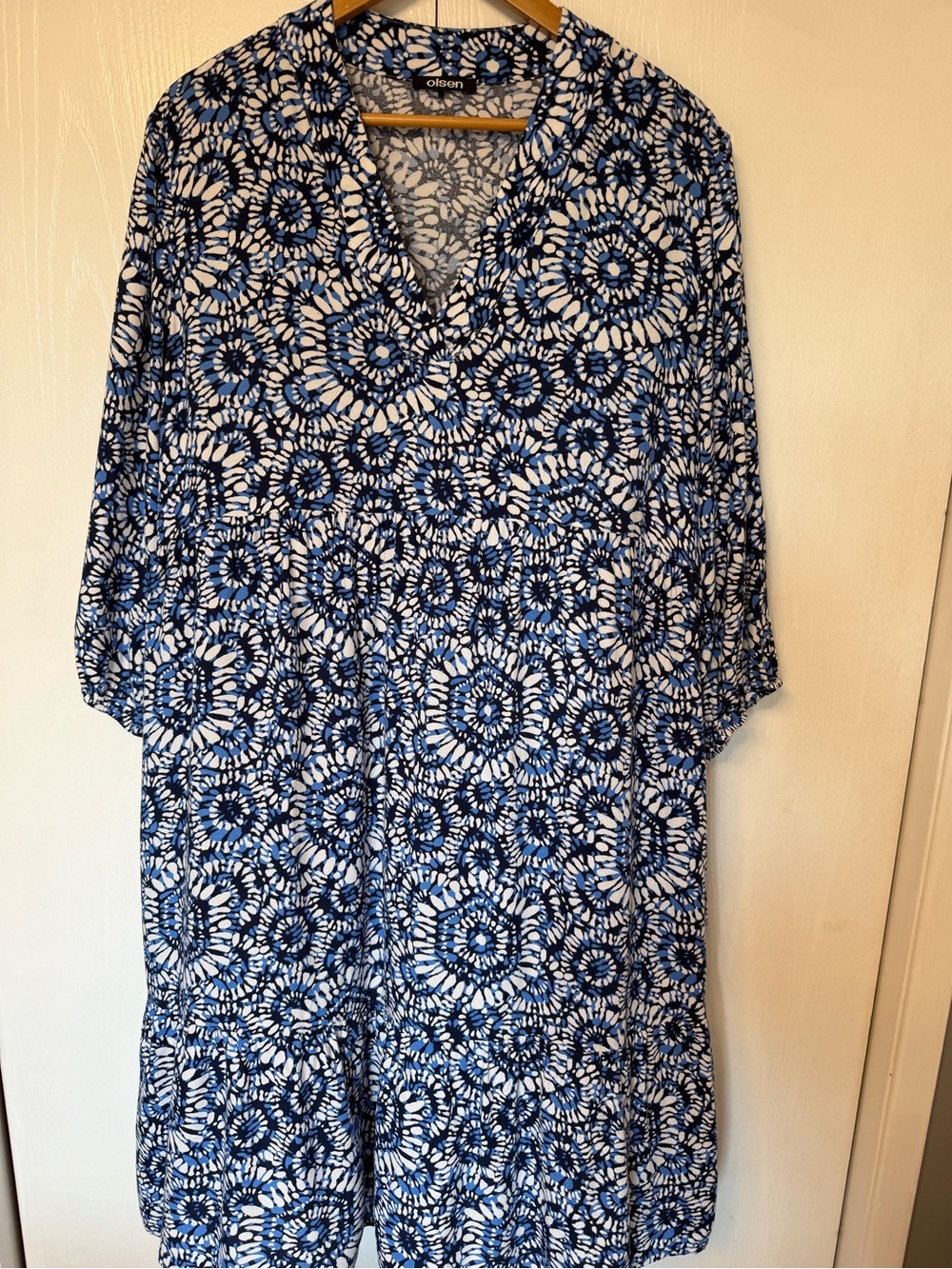 Olsen XL/16 Blue Floral Batik 3/4 Sleeve Swing V-Neck Tunic Dress Boho Resort - Picture 2 of 11